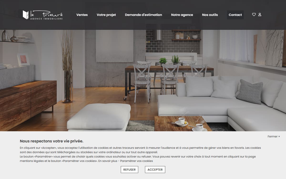 Capture de la page d’accueil du site officiel de Agence Immobilière le Prieuré